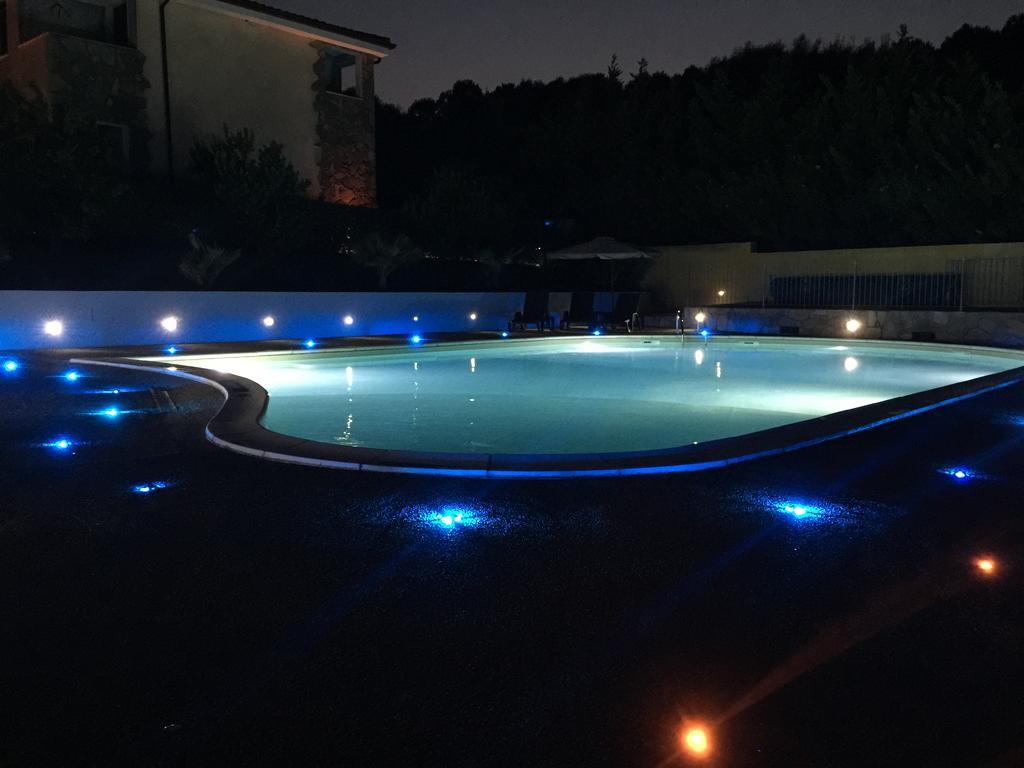 R&Z Getaway Apartment Santa Maria Coghinas Bagian luar foto