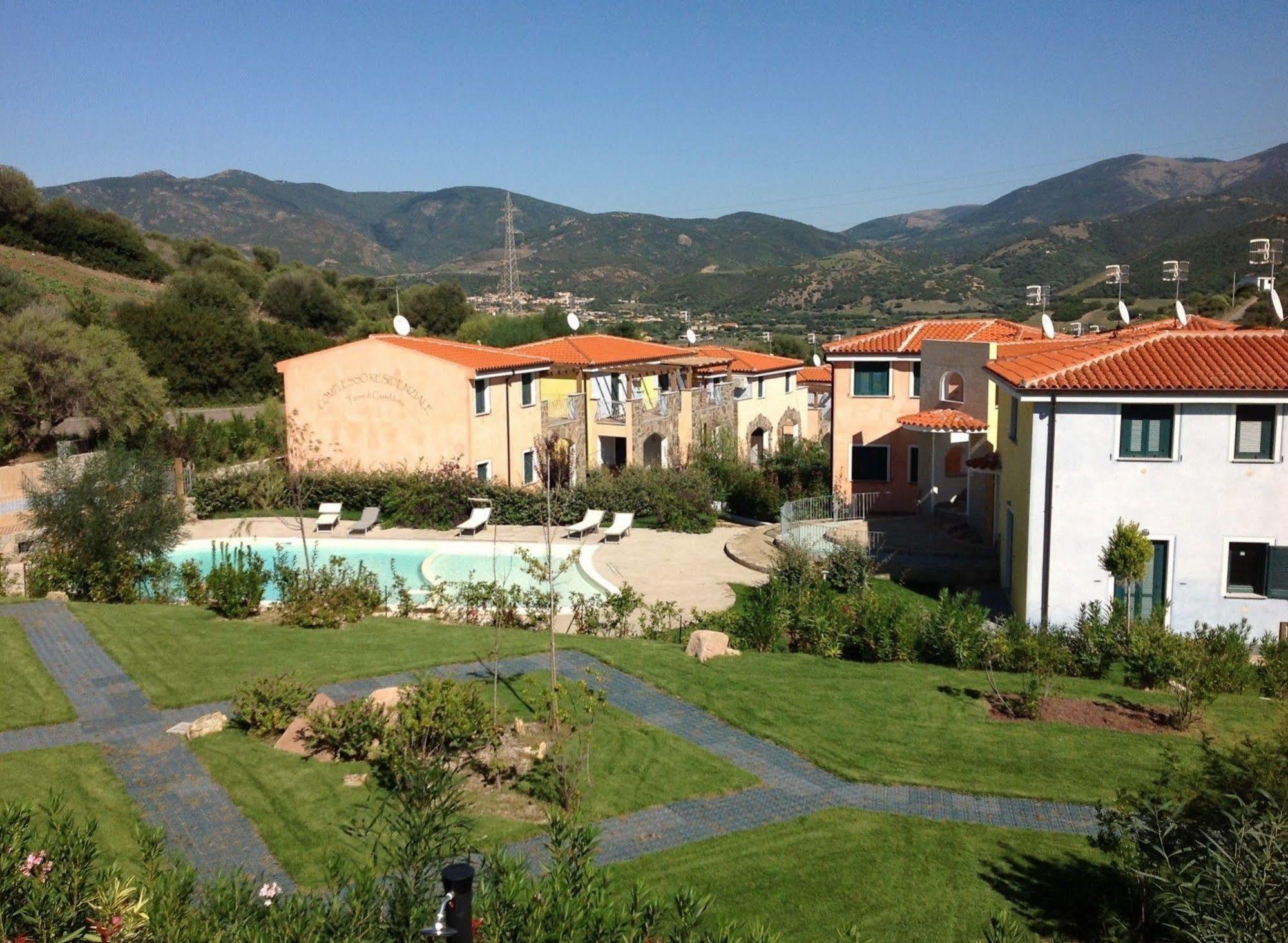 R&Z Getaway Apartment Santa Maria Coghinas Bagian luar foto