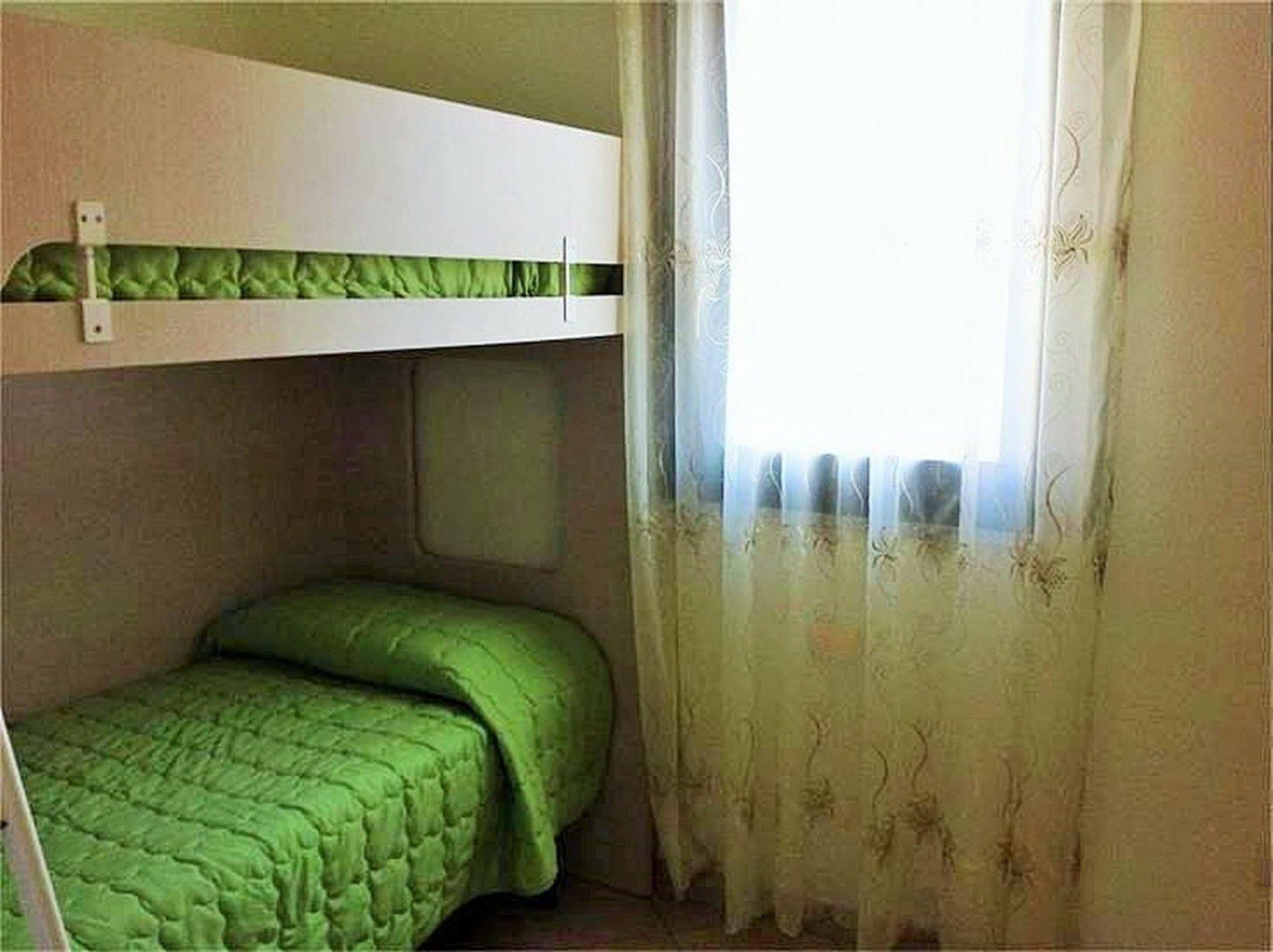 R&Z Getaway Apartment Santa Maria Coghinas Bagian luar foto