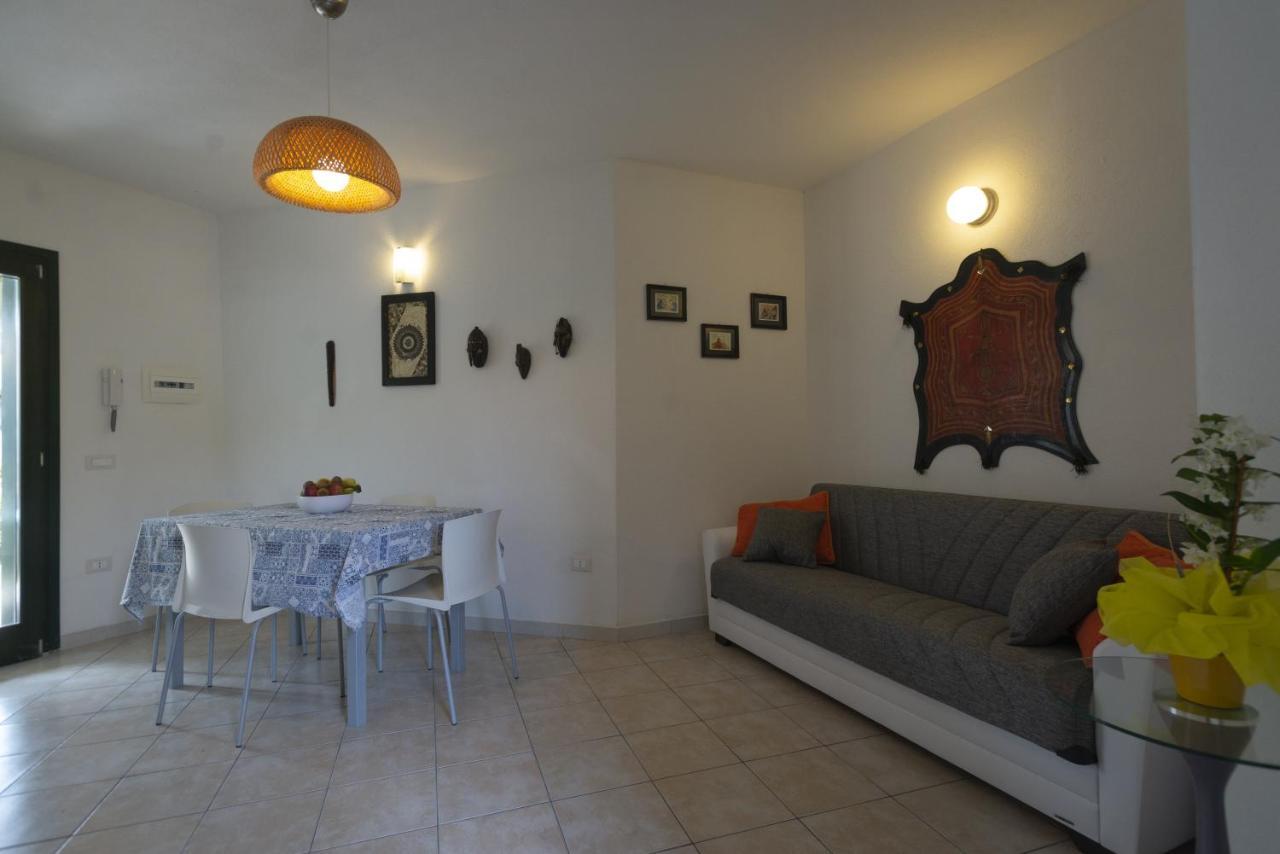 R&Z Getaway Apartment Santa Maria Coghinas Bagian luar foto